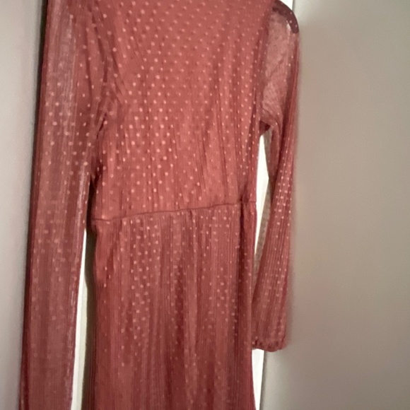 Dress - Picture 3 of 3